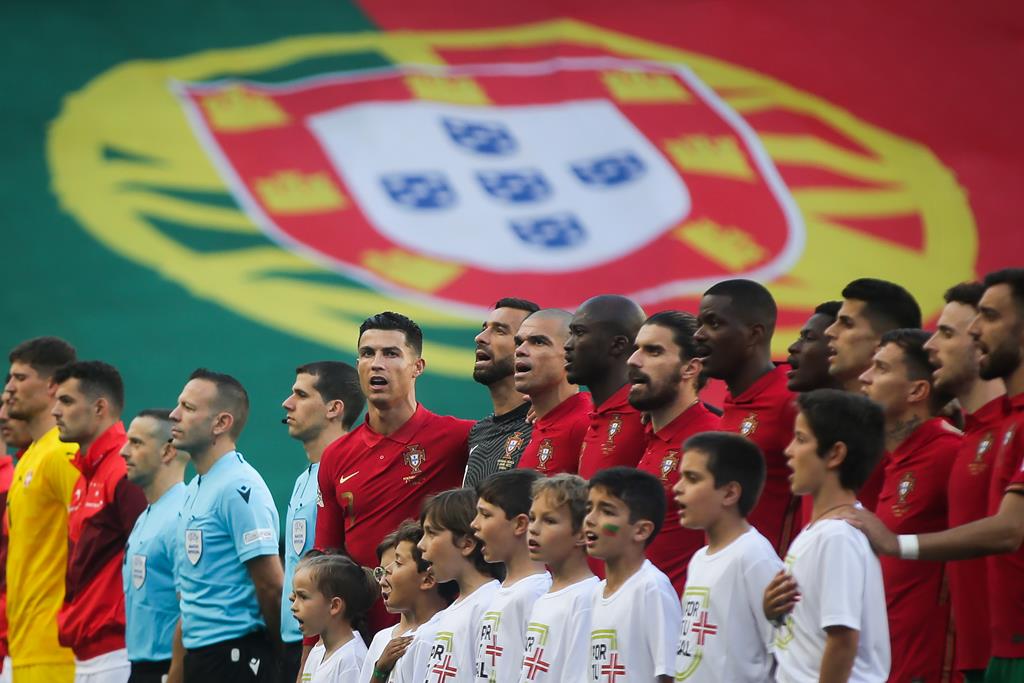 Portugal entra em campo pela primeira vez desde o Mundial 2022, agora com novo selecionador. Foto: Mário Cruz/Lusa