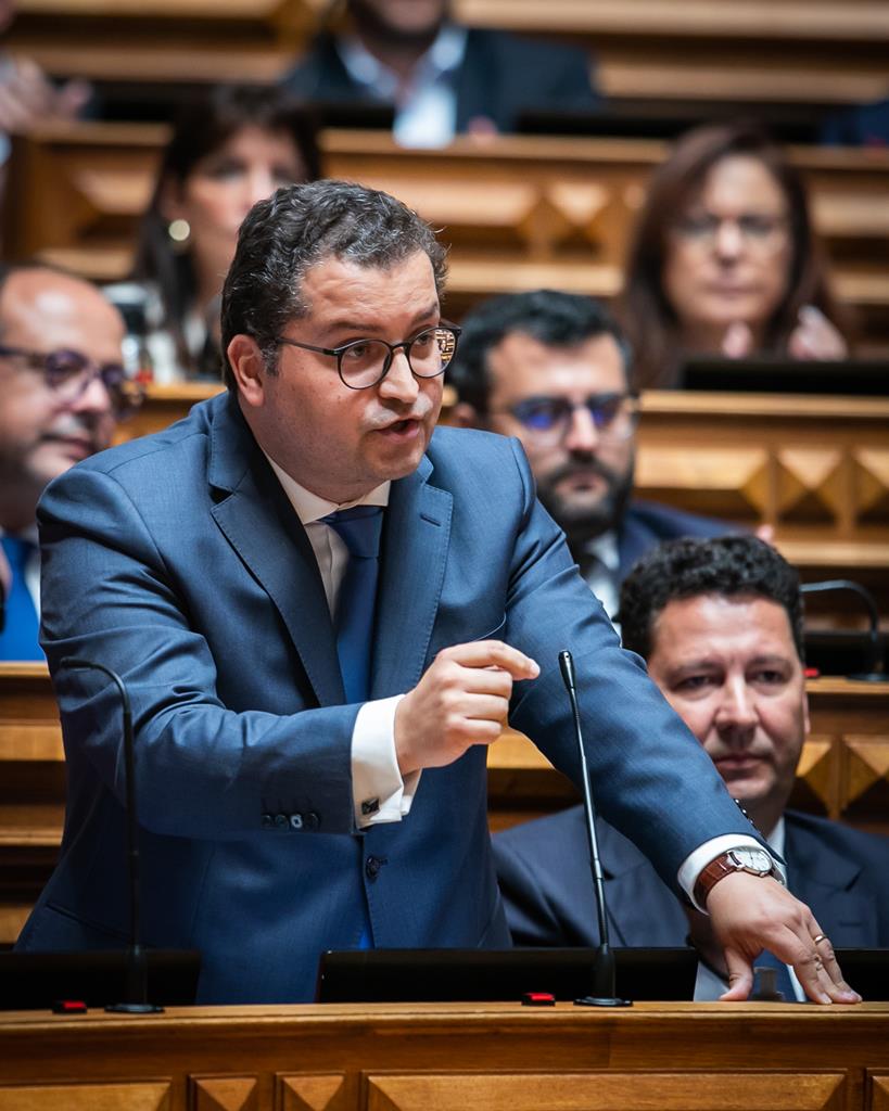 O novo líder da bancada do PSD, Joaquim Miranda Sarmento.  Foto: José Sena Goulão/Lusa