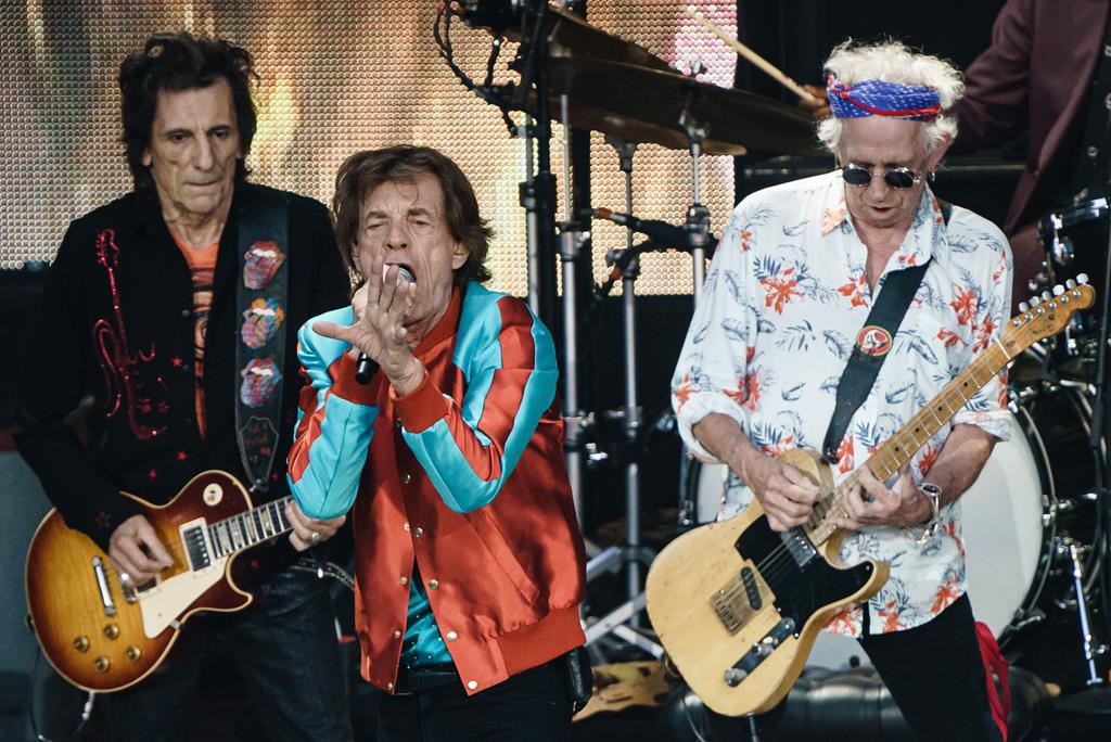 The Rolling Stones concerto em Berlim - Ronnie Wood - Mick Jagger - Keith Richards Foto: Clemens Bilan/EPA