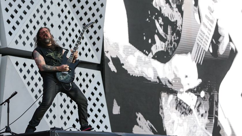 Andreas Kisser anuncia que os Sepultura vão sair de cena "em paz". Foto: Andre Coelho/EPA