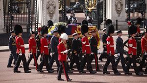 🔴 Em direto. Urna de Isabel II percorre ruas de Londres até Westminster