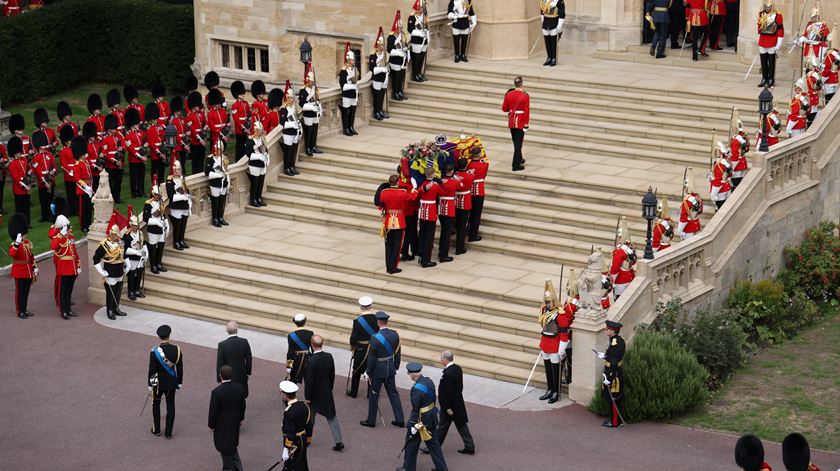 Funeral de Isabel II. Cerimónias públicas terminam com emoção e solenidade