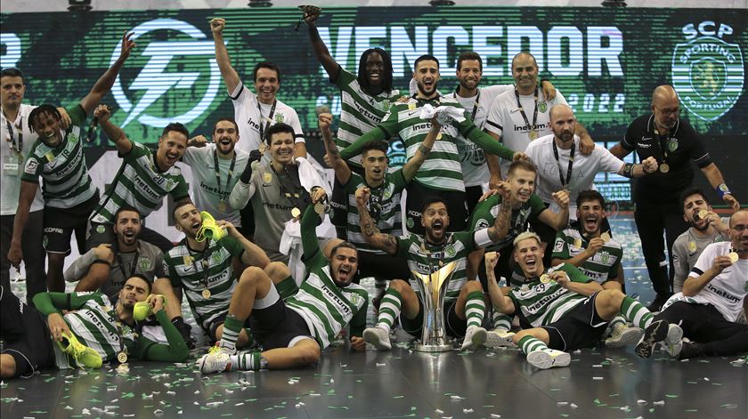 Sporting conquista Supertaça de Futsal. Foto: Manuel Fernando Araújo/Lusa