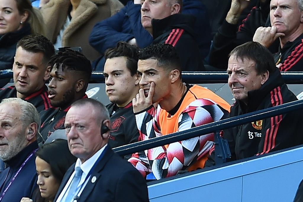 Cristiano Ronaldo não saiu do banco no jogo com o Manchester City Foto: Peter Powell/EPA