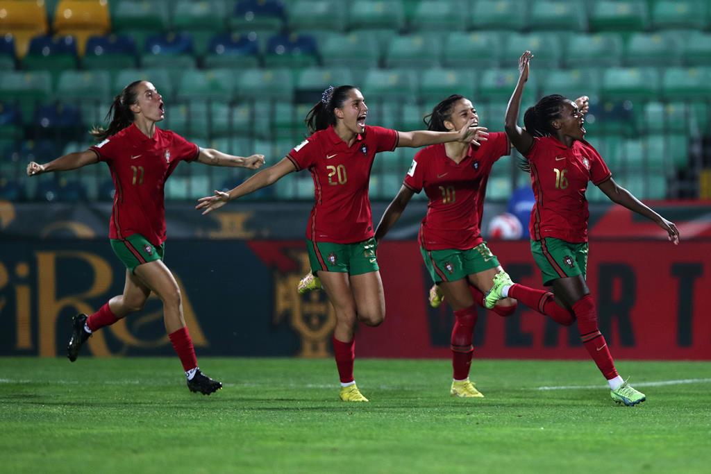 Portugal joga play-off para o Mundial feminino com Camarões ou Tailândia  - Renascença