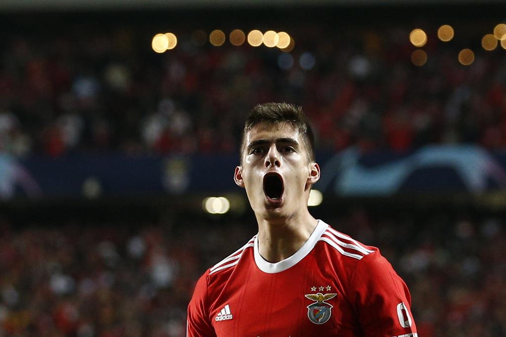 António Silva conquistou é titular do Benfica aos 19 anos. Foto: Antonio Cotrim/EPA