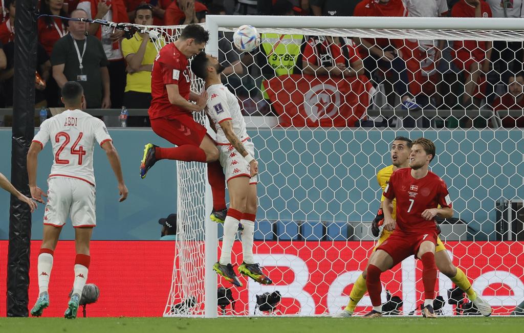 Dinamarca e Tunísia protagonizaram o primeiro jogo sem golos do Mundial 2022. Foto: Ronald Wittek/EPA