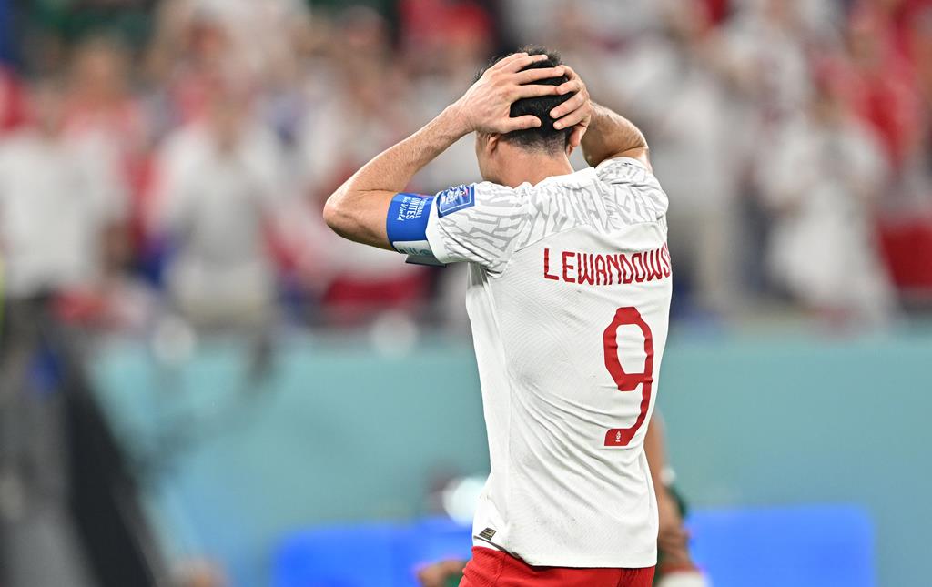 O goleador Lewandowski falhou uma grande penalidade. Foto: Noushad Thekkayil/EPA