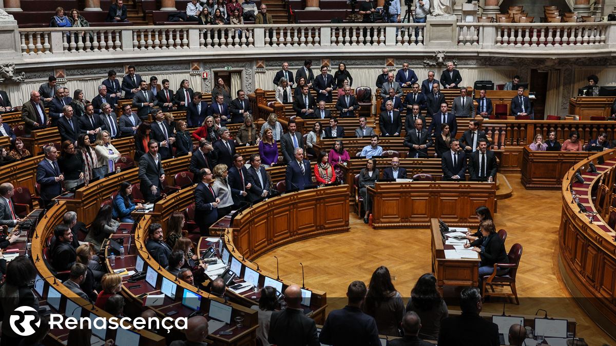 Portugueses vão às urnas hoje para definir novo Parlamento