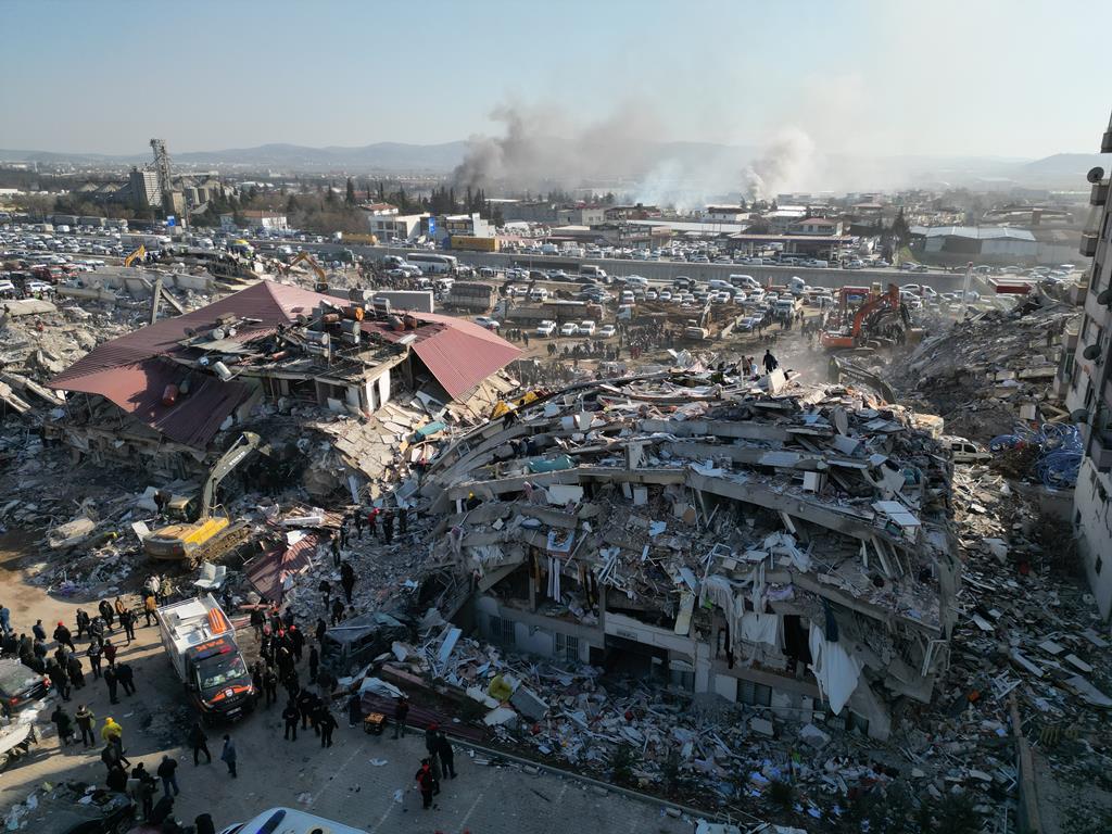 sismo na Turquia - destruição em Kahramanmaras Foto: Abir Sultan/EPA