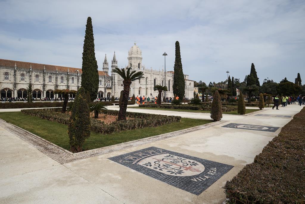 O novo novo jardim da Praça do Império. Foto: António Cotrim/Lusa