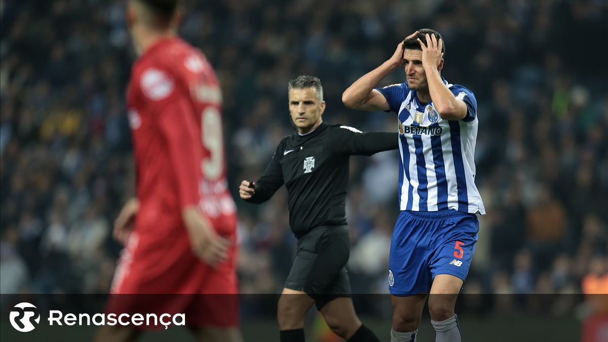 Benfica saiu invicto do Dragão e com uma liderança reforçada