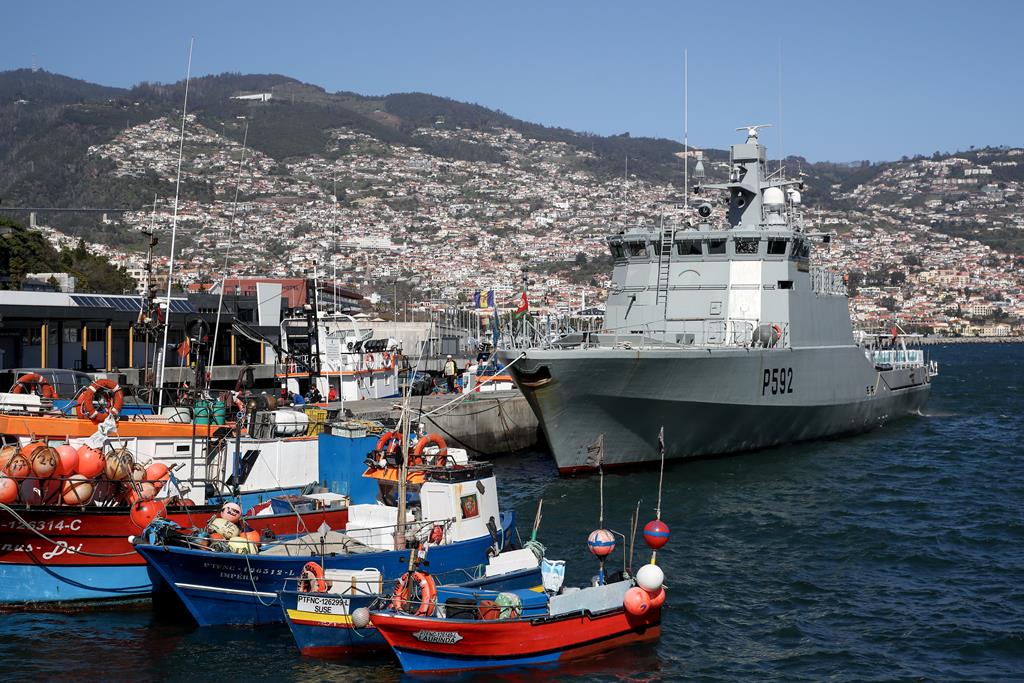 Marinha ordenou inspeção às condições do navio Mondego. Foto: João Homem Gouveia/Lusa