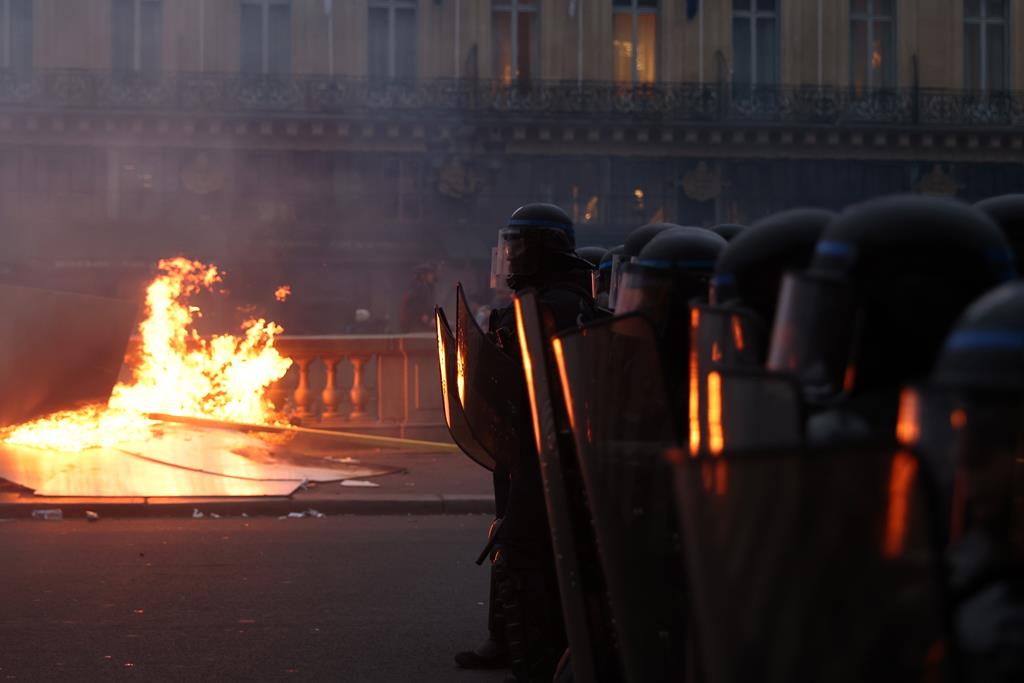 França - manifestação em Paris contra o aumento da idade da reforma Foto: Mohammed Badra/EPA