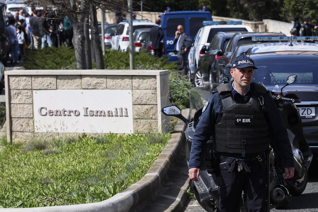 Aparato policial após o ataque centro ismaelita Imamat Ismaili em Lisboa faz dois mortos. Foto: Antonio Cotrim/Lusa