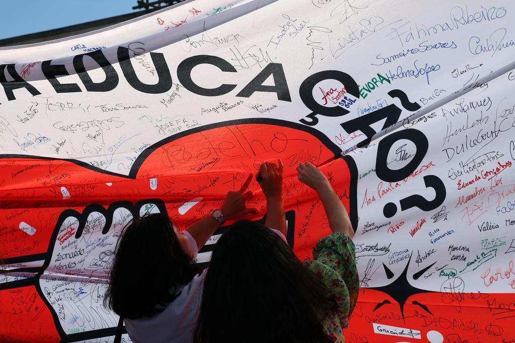 Estão previstas novas ações de luta dos professores para o próximo ano letivo. Foto: Nuno Veiga/Lusa
