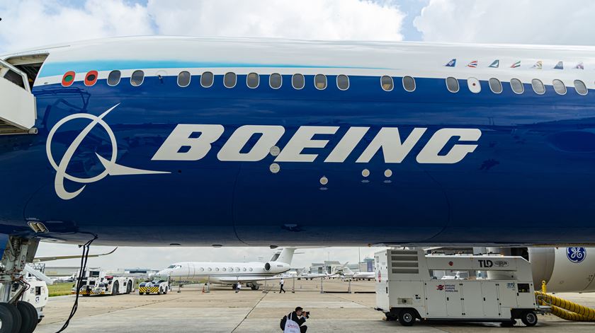 Segundo denunciante de defeitos em aviões Boeing morre repentinamente