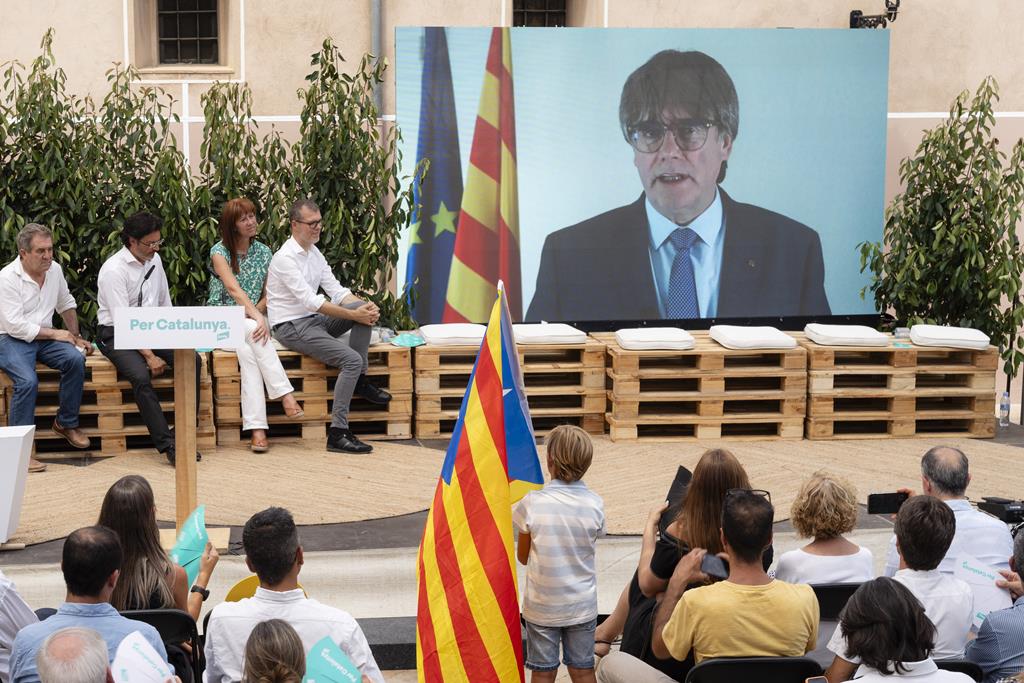O ex-presidente da Catalunha, Carles Puidgemont, está exilado em Bruxelas desde o referendo pela independência. Foto: David Borrat/EPA