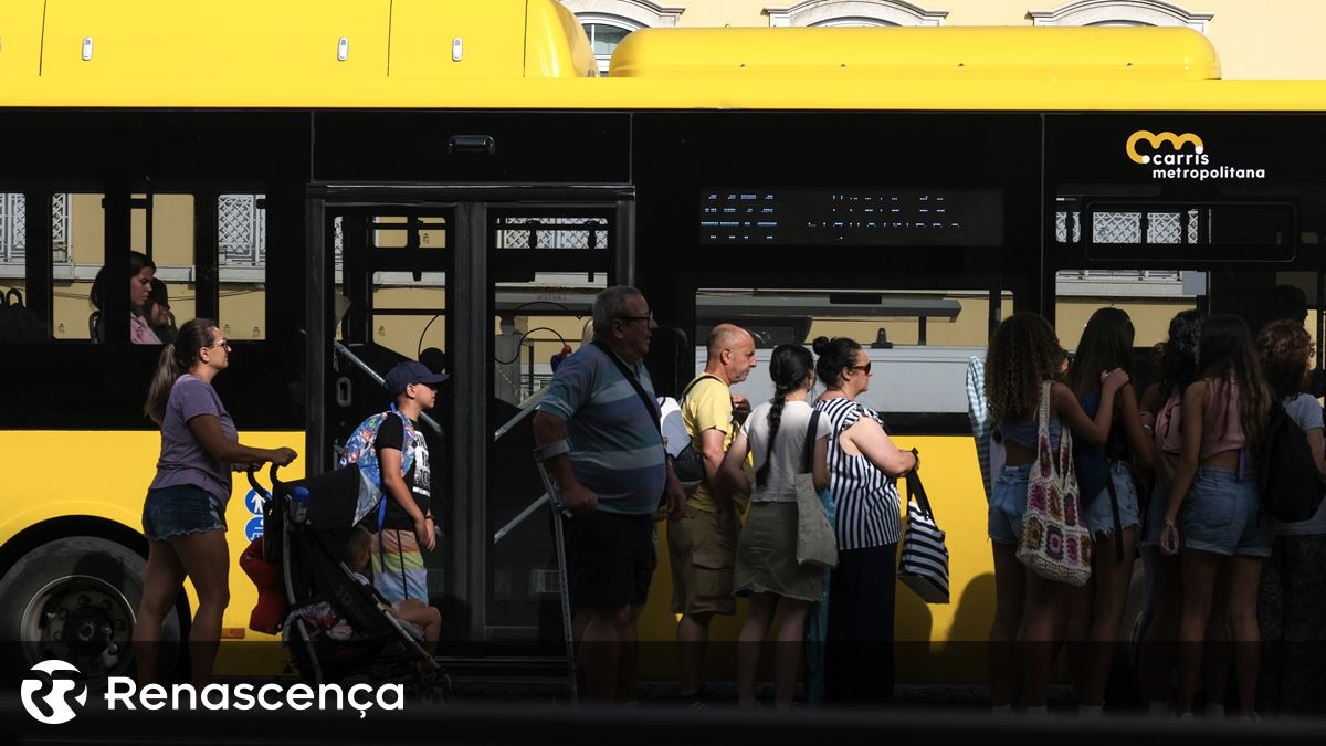 Bilhetes físicos mais perto do fim. Na Carris, já se pode pagar tarifa de bordo com MB Way