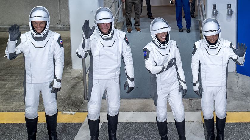 Missão da NASA e SpaceX à Estação Espacial Internacional já descolou. Foto: Cristobal Herrera-ulashkevich/EPA