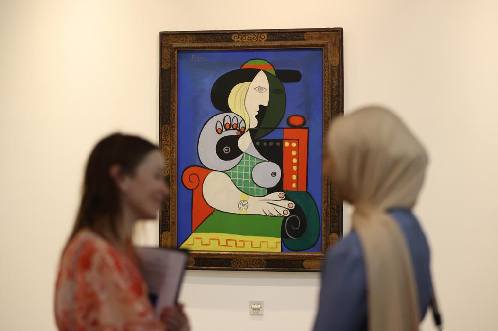 Quadro de Picasso Mulher com Relógio vendido em leilão por 130 milhões de  euros - CNN Portugal