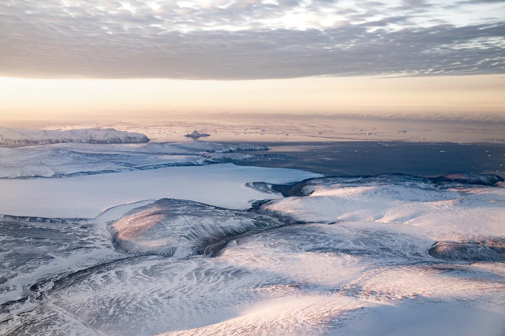 camada de gelo da Gronelândia no Polo Norte afetada pelo aquecimento do planeta Foto: Thomas Traasdahl/EPA