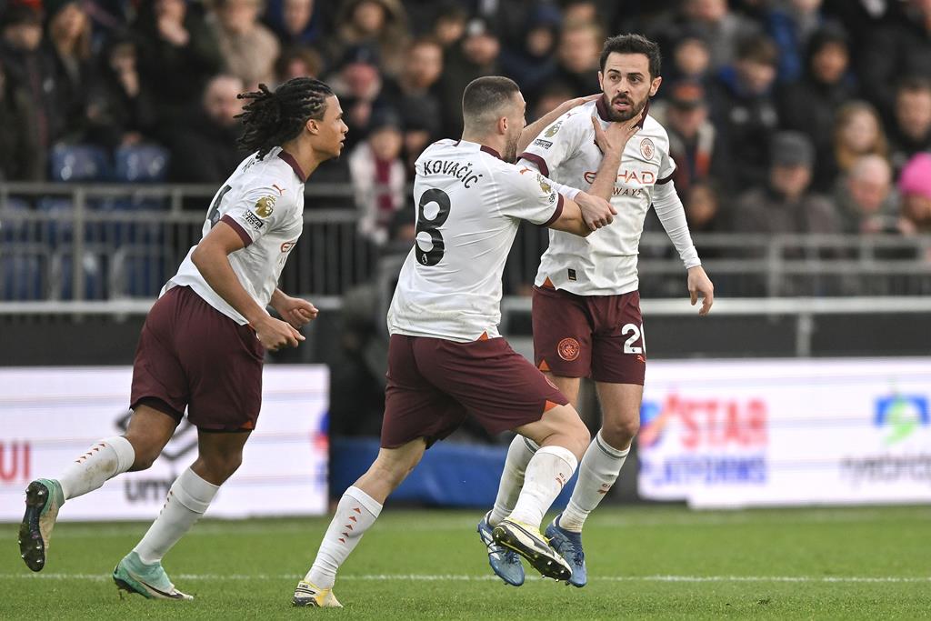 Bernardo Silva marca em vitória sofrida do Manchester City sobre o Luton  Town - Futebol 365