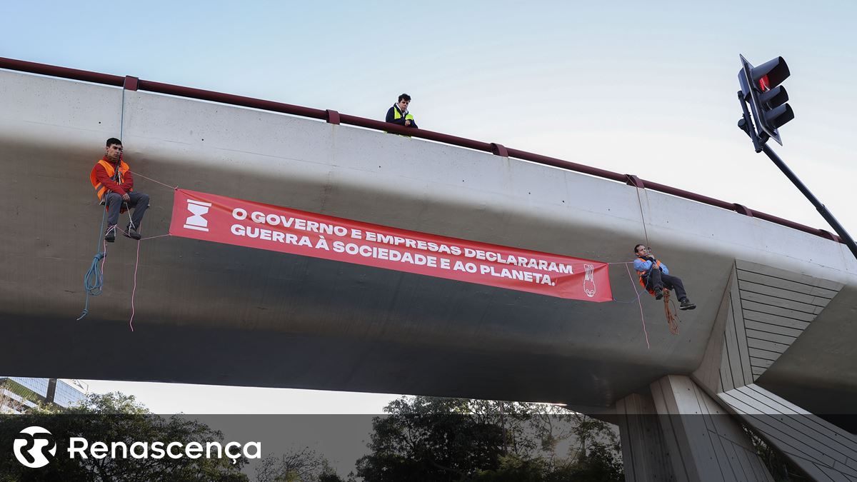 Ativistas do Climáximo alegam que não ouviram "voz de dispersão" da PSP