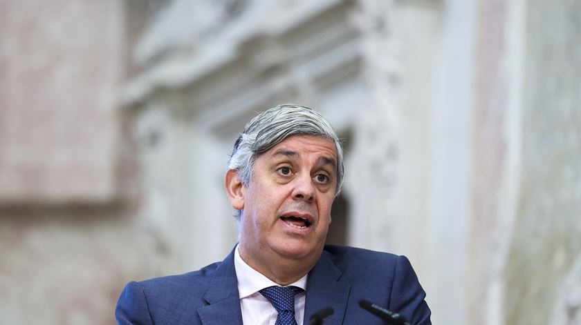Mário Centeno antecipa resultados negativos do Banco de Portugal até 2026