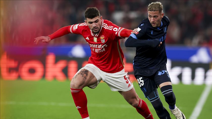 Morato e Théo Fonseca no Benfica-Famalicão da última época. Foto: José Sena Goulão/Lusa