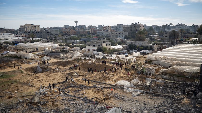 Israel ordena evacuação do centro de Rafah para expandir operações