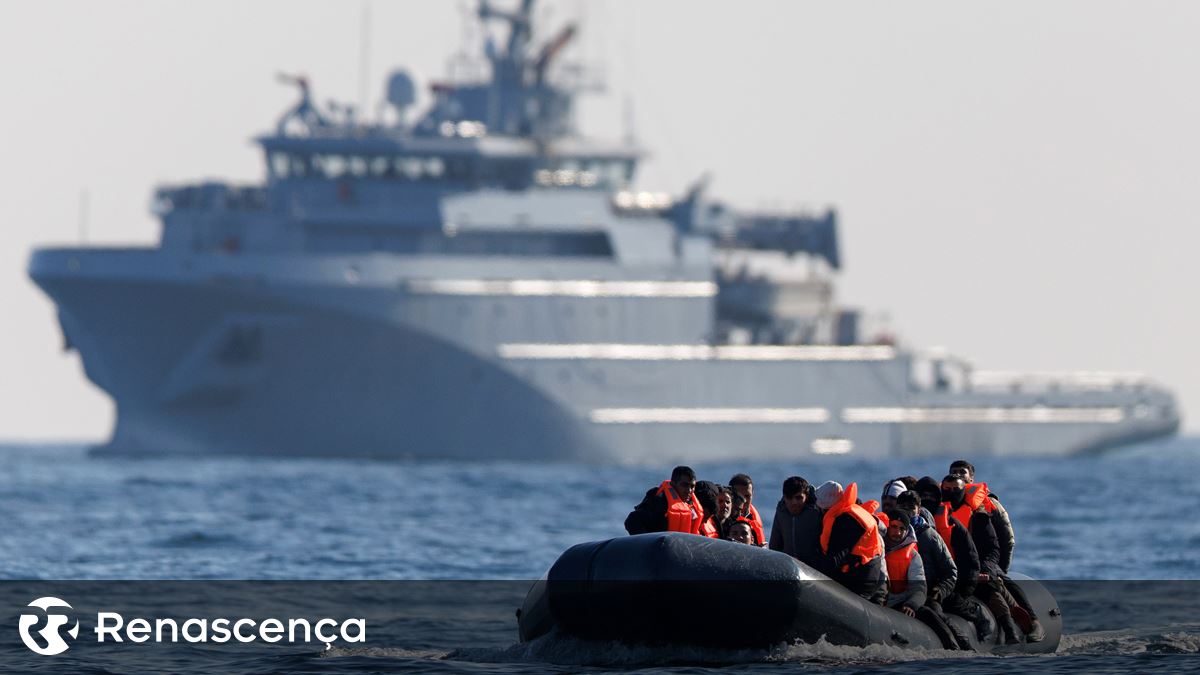 Polícia Marítima resgata oito migrantes a sul da ilha de Sardenha