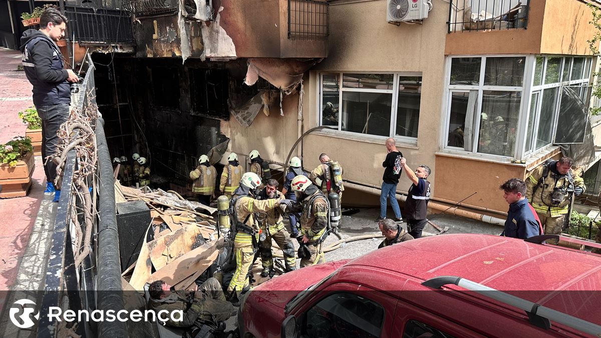 Pelo menos 27 mortos em incêndio em Istambul