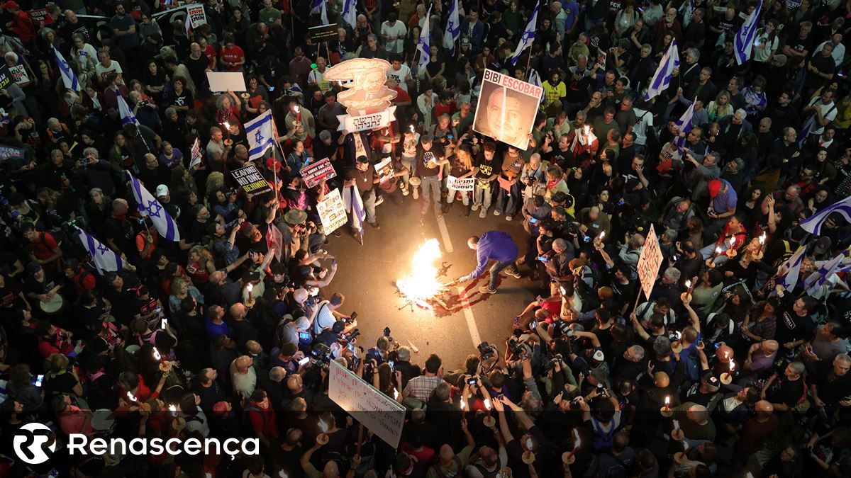 Carro avança sobre protesto em Israel. Há cinco feridos