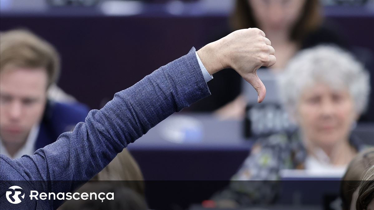 Parlamento Europeu com mais de 25% de eurocéticos? “Vão servir como fonte de políticas”