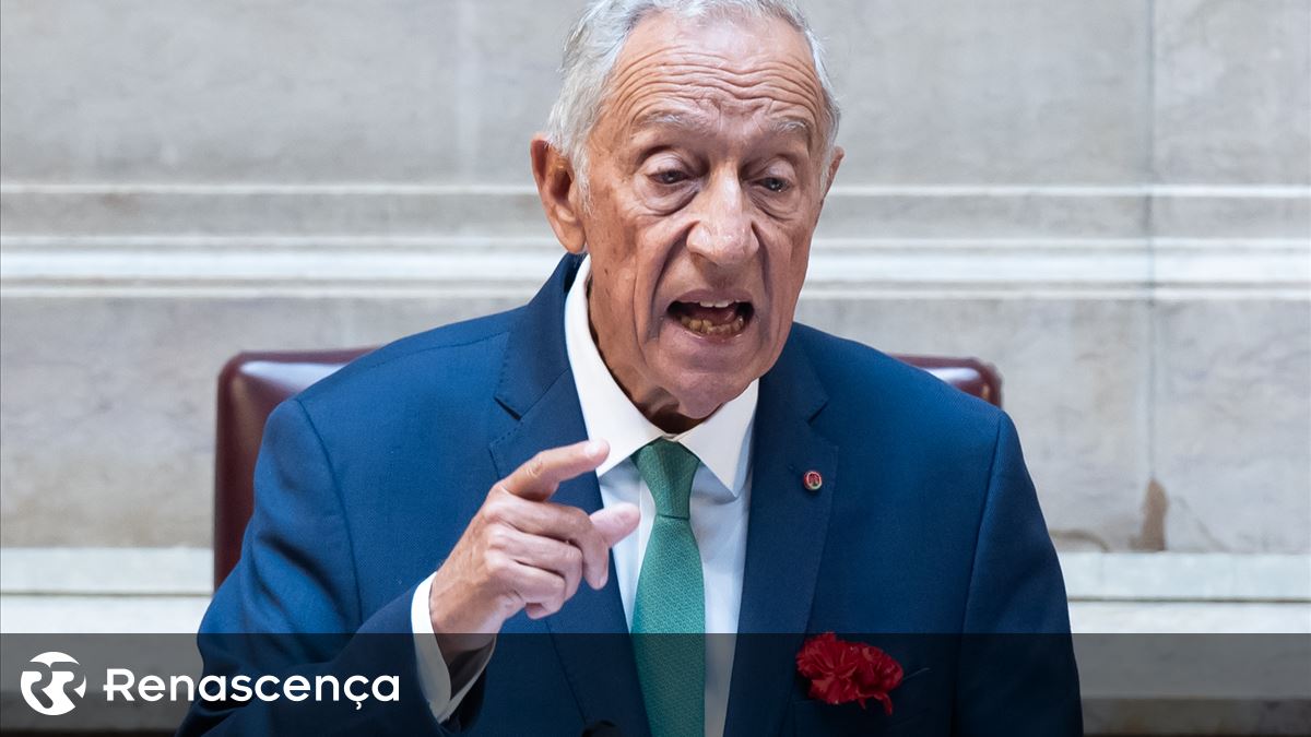 Marcelo convidado a discursar na sessão solene do 25 de novembro no Parlamento