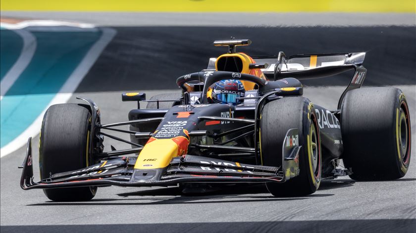 Verstappen sai na pole em Itália