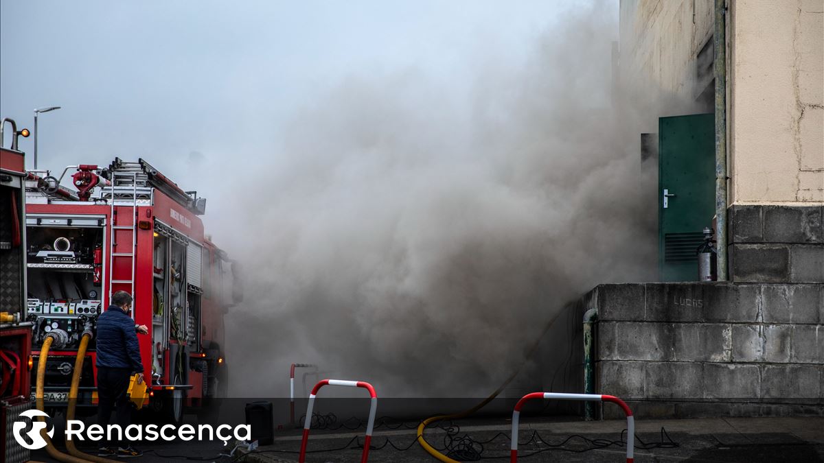 Incêndio no Hospital de Ponta Delgada declarado extinto pela Proteção Civil