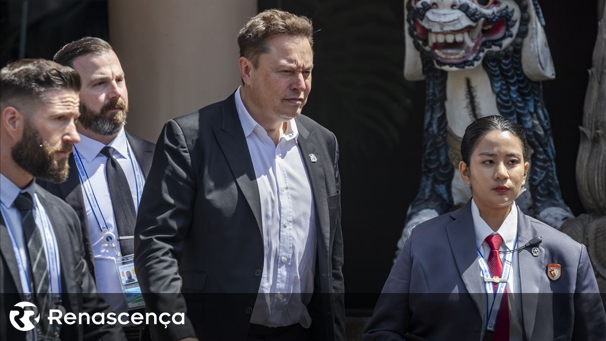 Sindicato automóvel dos EUA processa Trump e Musk por intimidação e ameaças