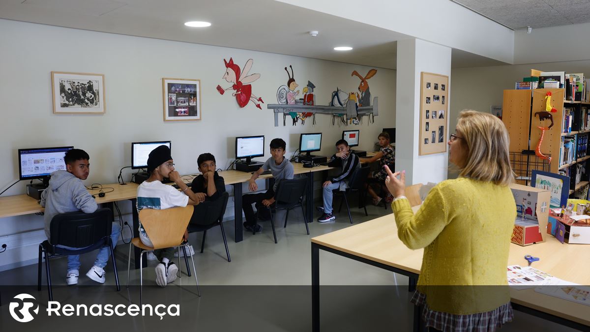 ​Ministro pede “mais alguns dias” para aferir se vão faltar professores nas escolas