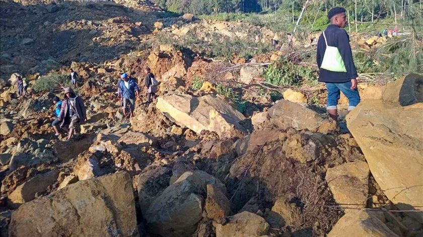 Mais de duas mil pessoas soterradas em deslizamento de terras na Papua Nova Guiné