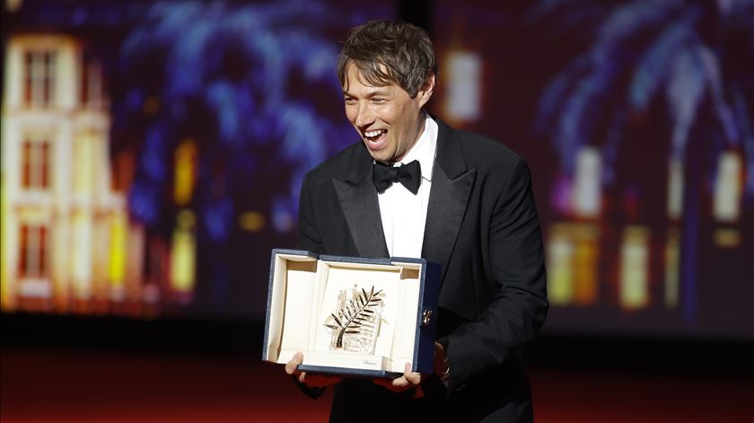 Filme "Anora" de Sean Baker vence Palma d"Ouro em Cannes