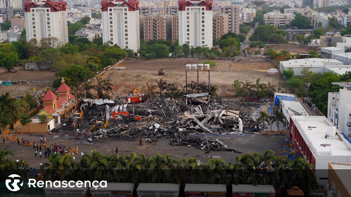 Índia. Confirmados 27 mortos em incêndio em complexo de parques infantis