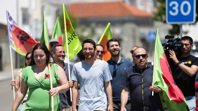 Livre aponta hipocrisia à direita por oposição a respostas à crise na habitação