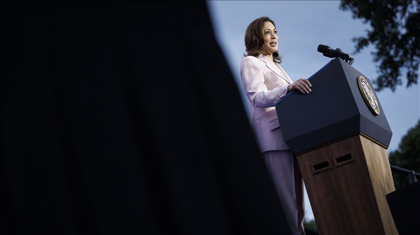 Quem é Kamala Harris? Foi várias vezes a primeira, mas agora quer ser a segunda a derrotar Trump