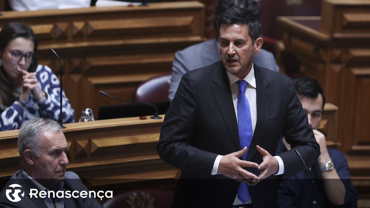 Rui Rocha critica “novela orçamental” entre Governo, PS e Chega