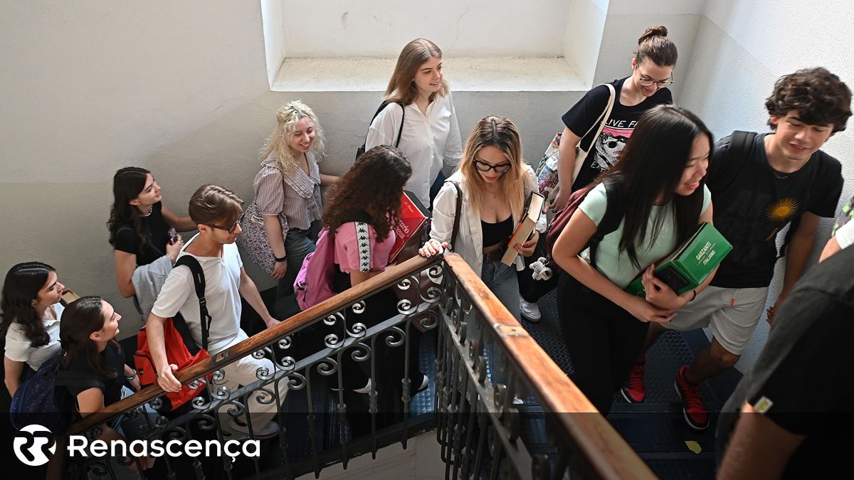 “Disciplina de Cidadania não é um problema das escolas, é um problema dos políticos”