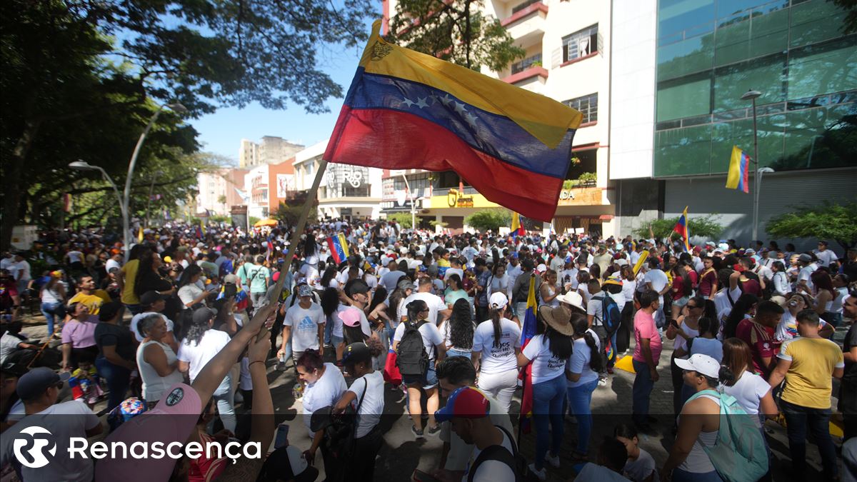 Vitória de Maduro. Entre a suspeição de fraude eleitoral e as felicitações dos aliados internacionais