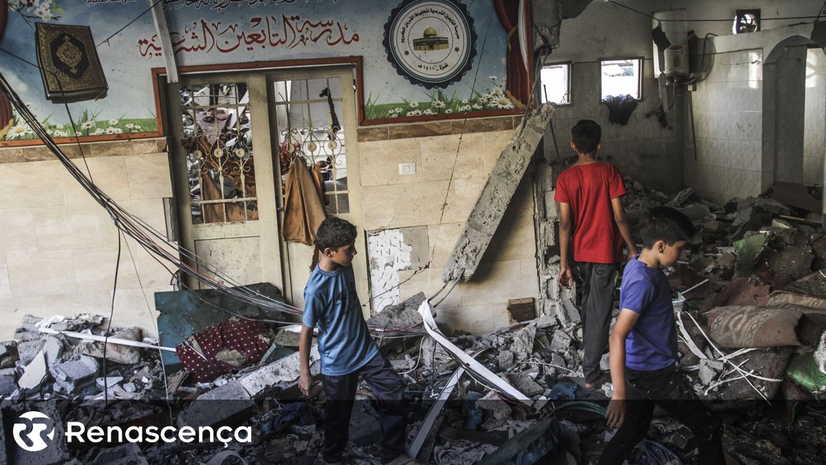 625 mil crianças palestinianas perderam ano escolar devido à guerra em Gaza