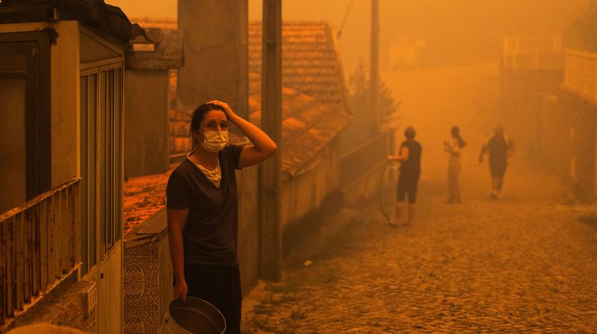 Incêndios em Portugal já provocaram sete mortos e pelo menos 53 feridos